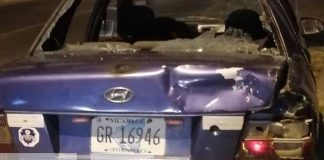 Foto: Hombre en estado grave luego de impactar contra un taxi en Granada / TN8