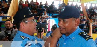 Foto: La Policía Nacional realizó ascensos en grados a los agentes del orden público/TN8