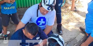 Motorizado ignora el ALTO y manda a un hombre al hospital, en Granada