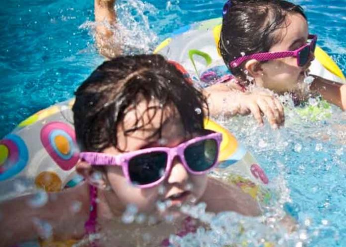 Foto: Un bebé muere tras contraer una ameba come cerebro en una piscina/Cortesía