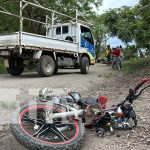 Accidente de tránsito en San Judas deja a dos jóvenes heridos en Nueva Segovia