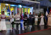 Foto: Inauguran exhibición de nuestros Santos patronos en la avenida Bolívar a Chávez / TN8