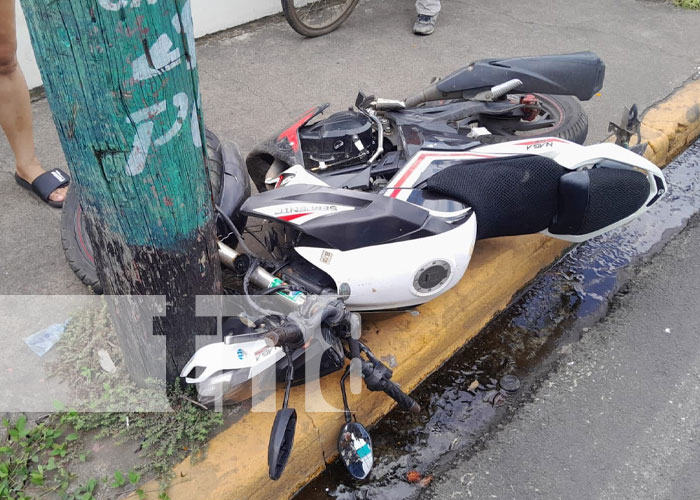 Foto: Motociclista se inserta varilla tras accidentarse en Chinandega / TN8