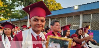 Foto: Estudiantes del Instituto Nacional de Occidente culminan con éxito su año escolar / TN8