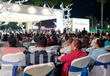 Foto: Con concierto navideño inauguran parque y centro cultural "Tino López Guerra" / TN8