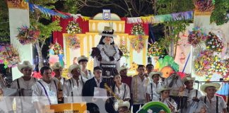 Foto: Multitudinaria participación de las familias en el Concurso de Gigantonas en León / TN8