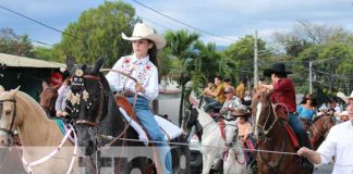 Gran desfile de caballistas inaugura el año nuevo en Somoto