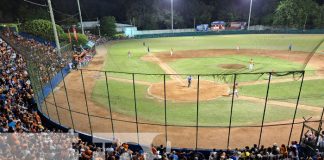 Rivenses celebran triunfo de los Gigantes de Rivas que se coronaron en casa