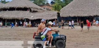 Foto: Comercio en playas de Carazo / TN8