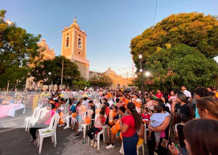 Desde calle la calzada, Chinandega corona a su 