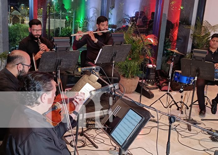 Foto: Celebración del 45 aniv. de la Revolución Islámica de Irán en el Teatro Rubén Darío