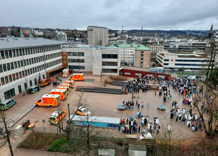 Acuchillan a varios estudiantes en una escuela de Alemania