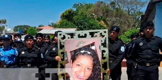 Foto: Policía de Carazo rinde tributo /cortesía