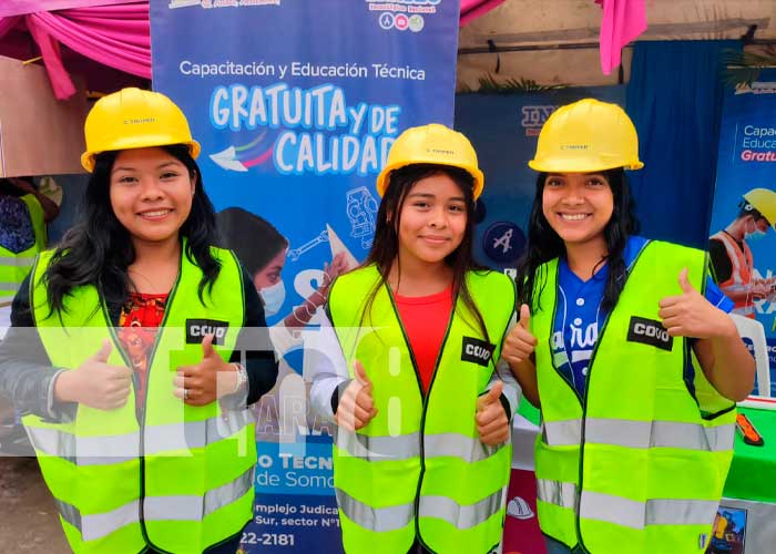 Mujeres se suman a estudiar carreras del sector industrial y construcción en Madriz