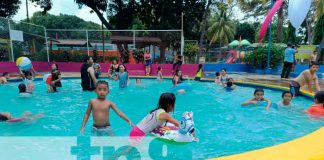 Piscinas de Xilonem concurridas por familias nicaragüenses