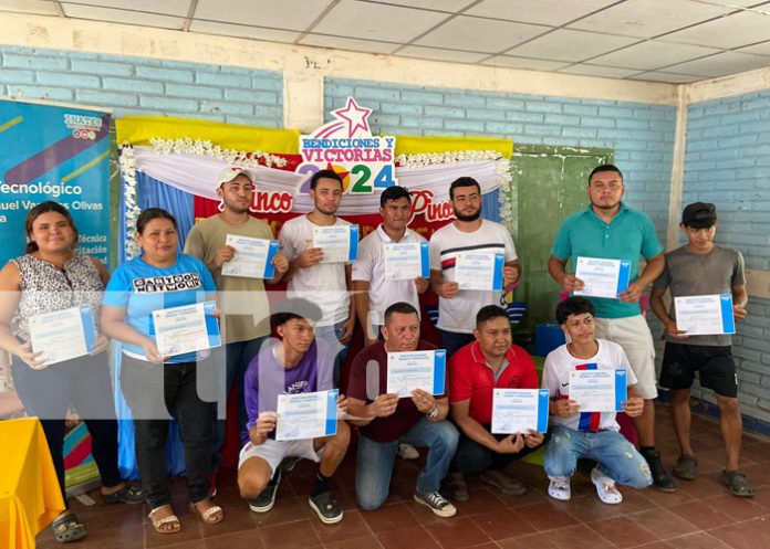 Foto: Jóvenes y adultos de Chinandega reciben cursos para emprender y prosperar/TN8