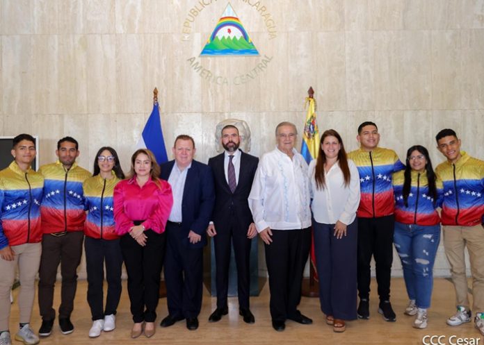 Foto:Primer encuentro cultural con la participación de la delegación de 7 músicos venezolanos/Cortesía