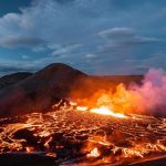 Volcán de Islandia vuelve a erupcionar con lava