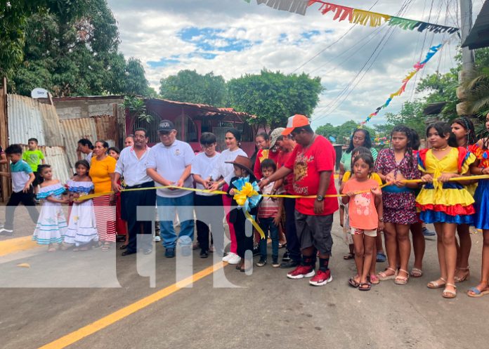 Foto: Barrio Hialeah celebra mejoras viales /TN8