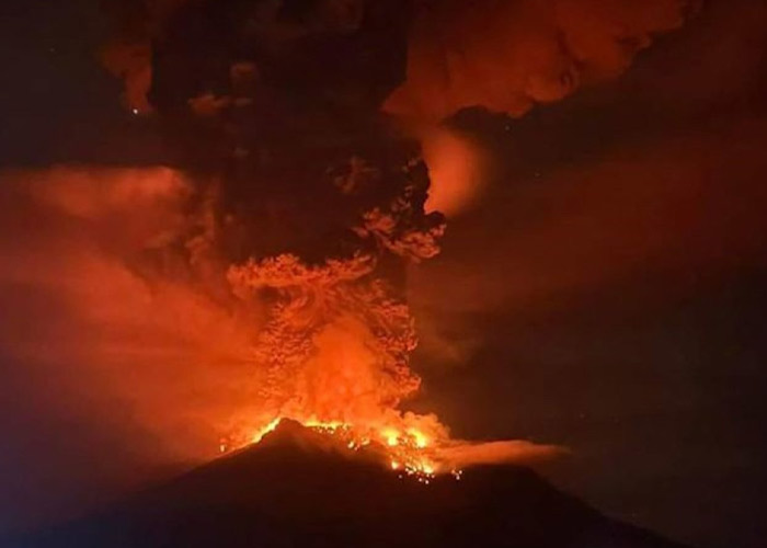 Entra en erupción un volcán en el este de Indonesia