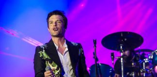 Foto:"Mr. Brightside" de The Killers rompe un récord en el Reino Unido al superar a Oasis/Cortesía