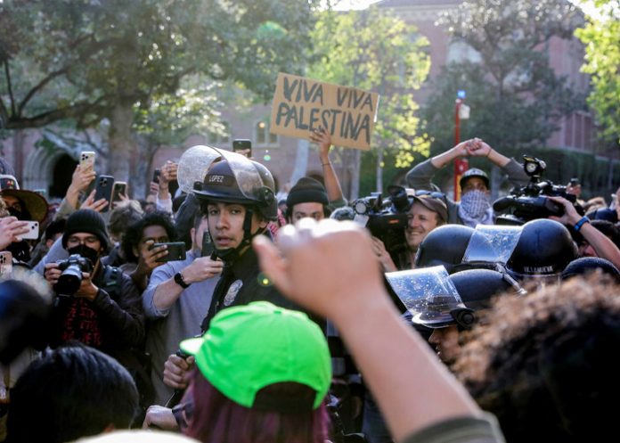 Confrontación en Los Angeles: Estudiantes piden la paz en Gaza