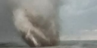 Foto: Potente tornado en Iowa, Estados Unidos, deja varios muertos y 35 heridos / Cortesía