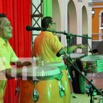 Foto: El "Bailongo para Mamá" Llena de alegría la Plaza La Independencia en Granada/TN8