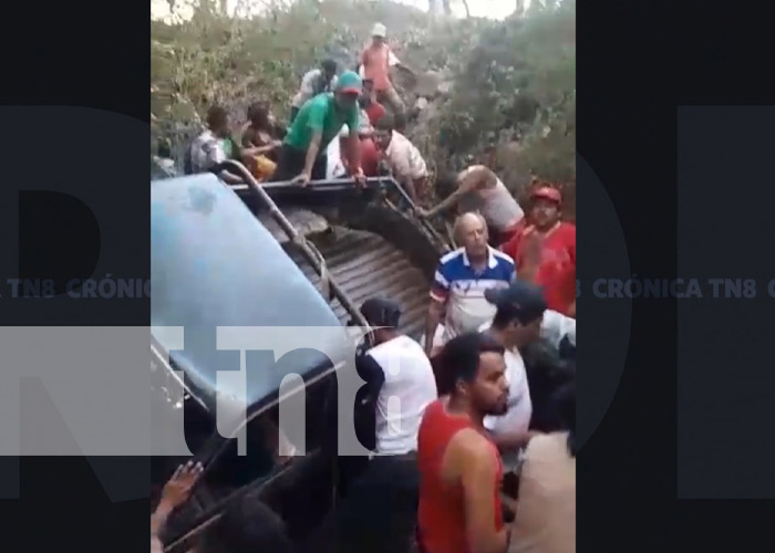 Camioneta cae en abismo en la Dalia-Matagalpa