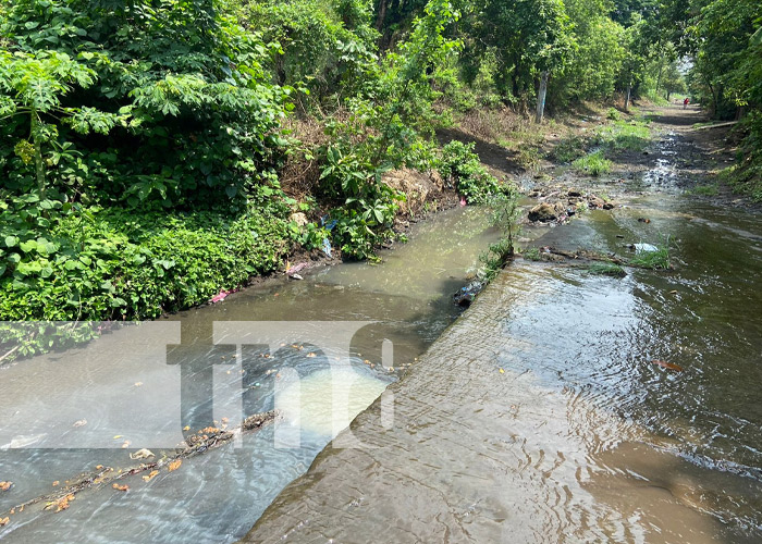 Visitan puntos críticos de Chinandega 