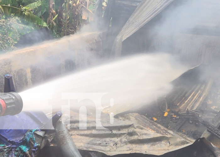 Foto:Incendio arrasa con una vivienda en Estelí/TN8