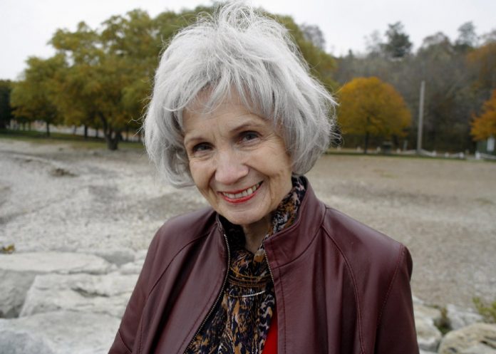 Fallece a los 92 años la canadiense Alice Munro