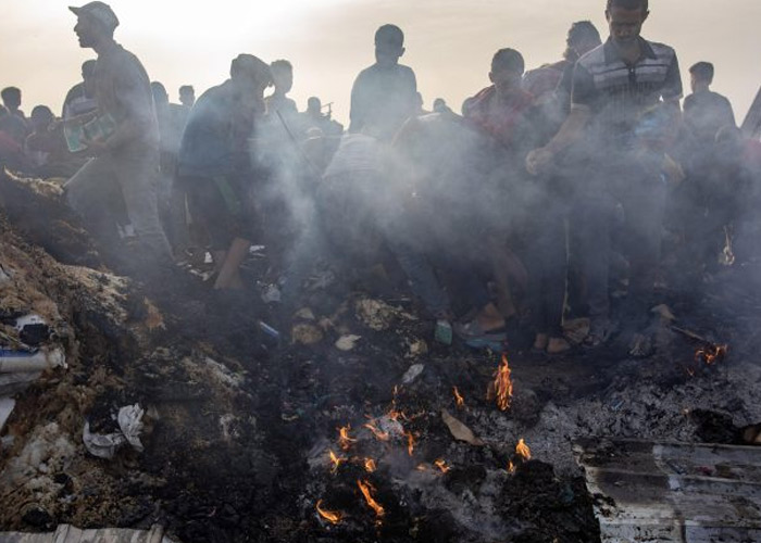 "Los niños gritaban" Indignación mundial por bombardeo israelí en Rafah/