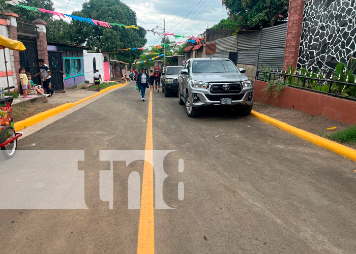 Foto: Barrio Hialeah celebra mejoras viales /TN8 