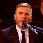 Foto: Gary Barlow visita a fan /cortesía