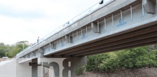 Inauguran nuevo puente en Santa Rosa del Peñón, León