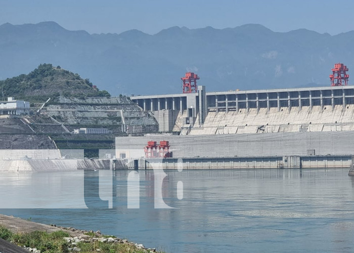 Las Tres Gargantas, una poderosa estructura de China