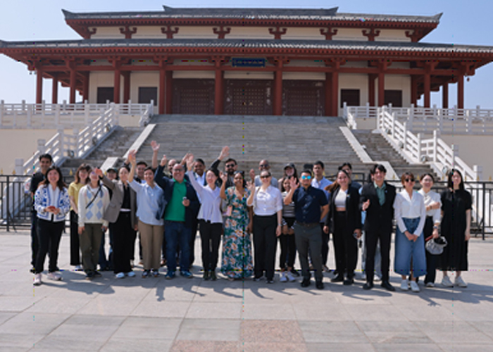 Jóvenes nicaragüenses participan en talleres de revitalización rural desde China