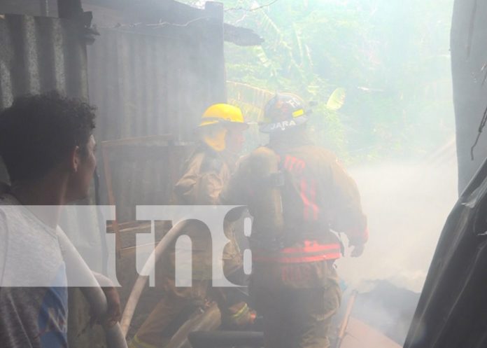 Foto:Incendio arrasa con una vivienda en Estelí/TN8