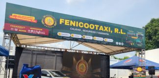 Foto: Fenicootaxi de aniversario