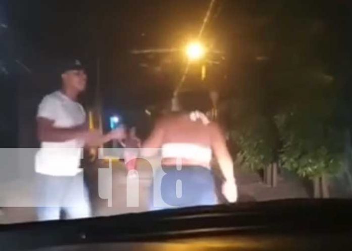 Foto: Mujer se defiende de un violento sujeto en Managua / TN8