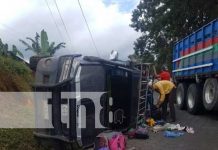 Foto: Dos lesionados tras vuelco de camioneta en comunidad en Jinotega/ TN8