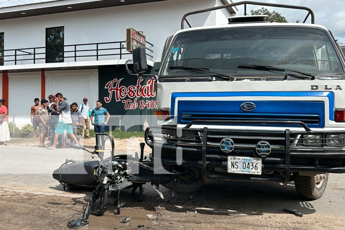 Foto: Accidente deja a motociclista ingresado en una sala del hospital de Jalapa / TN8