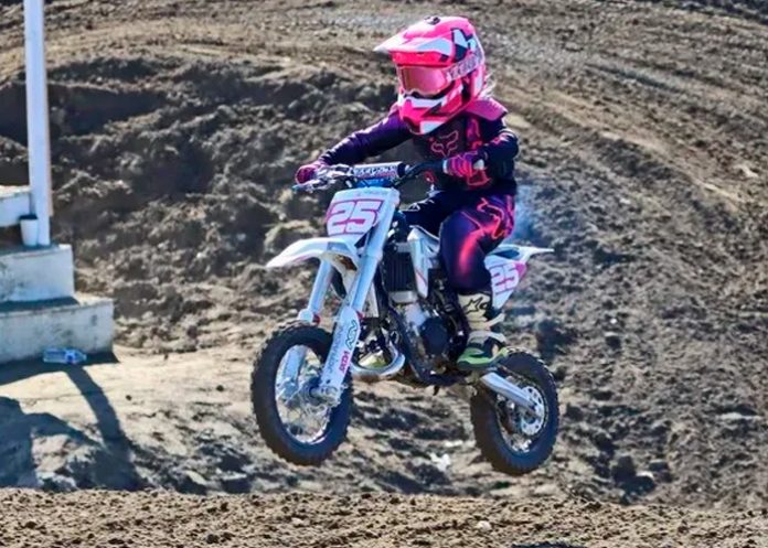 Foto: A sus 9 años fallece en accidente, Brooke Carlton una promesa del motocross / Cortesía