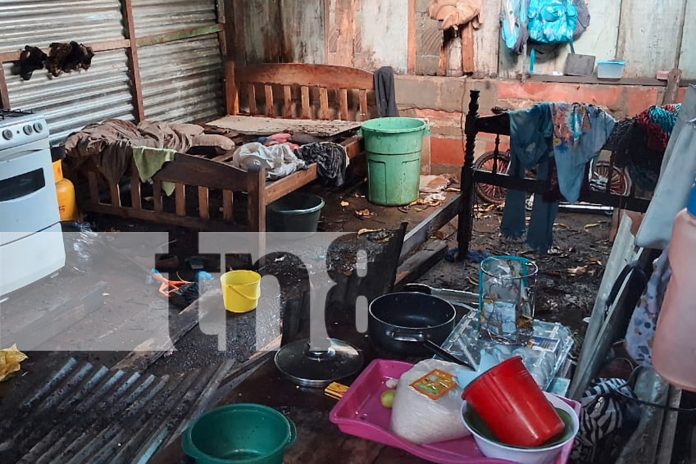 Foto: Lluvia provoca daños en vivienda del barrio Juan Emilio Menocal en Managua/TN8