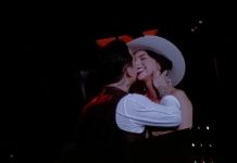 Foto: "Christian es mi novio": Ángela y Nodal se besan en concierto y se dicen te amo / Cortesía
