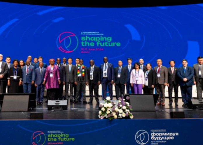 Foto: Más de 20 Ministros de Educación presentes en el foro internacional “Formando el Futuro” /cortesía