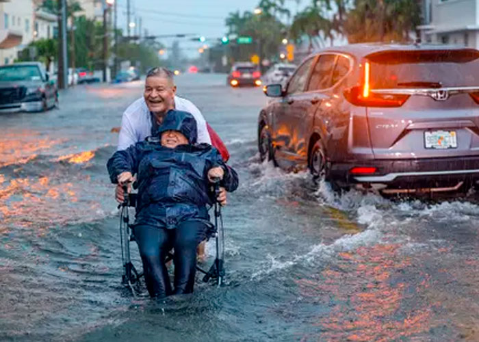 Foto: Torrenciales lluvias paralizan Florida /Cortesía