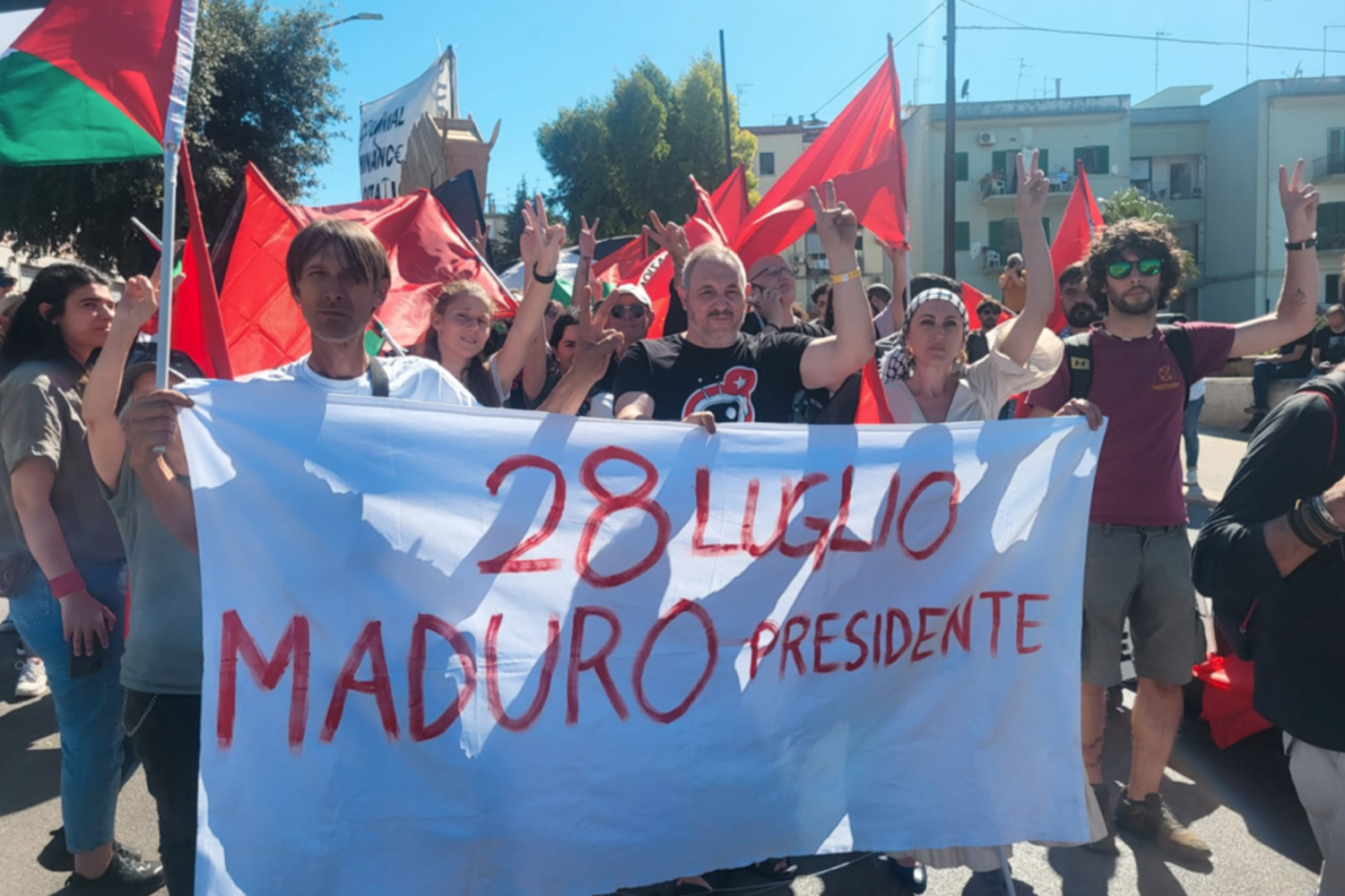 Foto: ¡Solidaridad Internacional! Marcha en Italia respalda al Presidente Maduro frente al G7/Cortesía