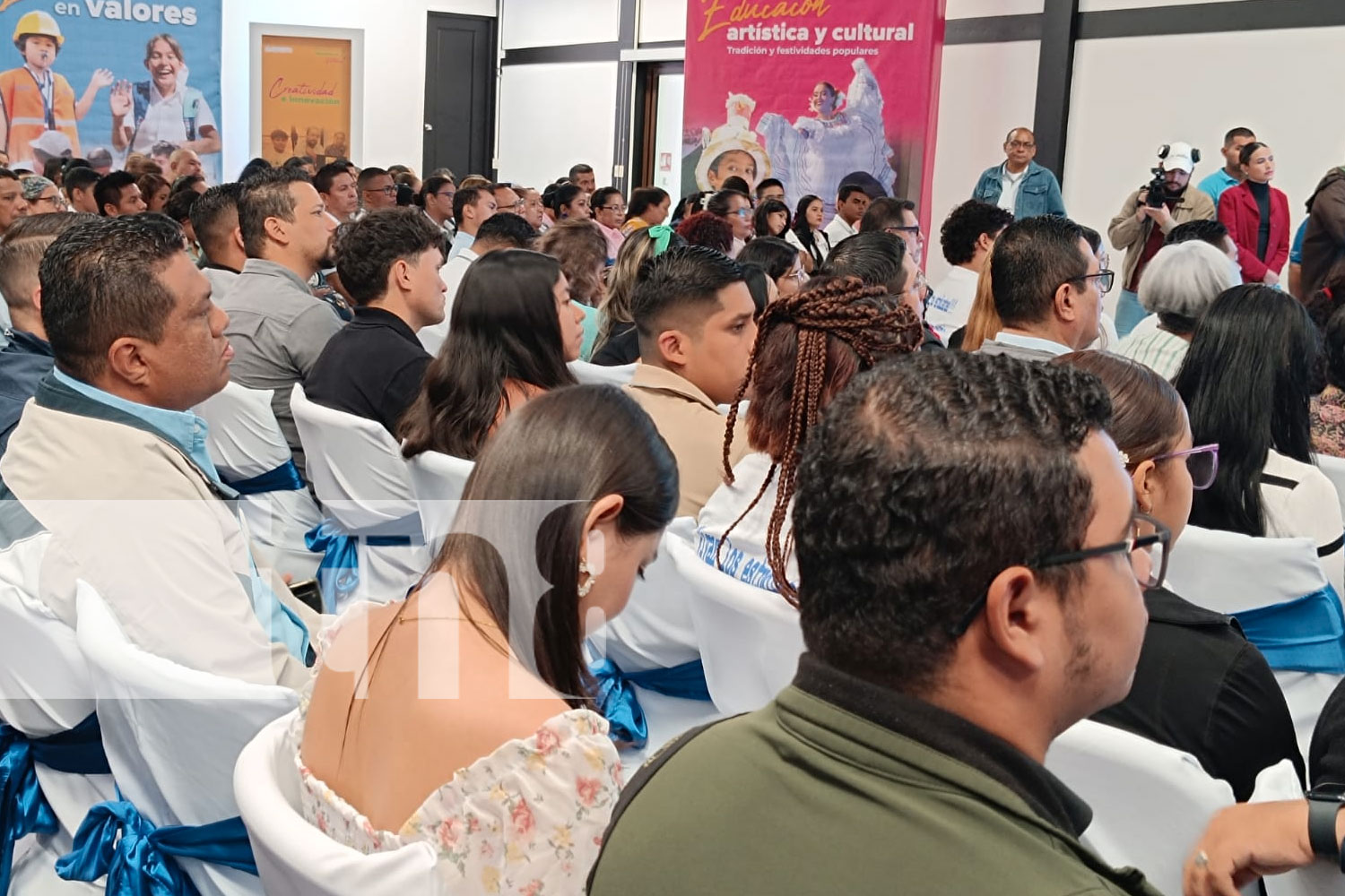 Foto: Presentan Estrategia Nacional de Educación “Bendiciones y Victorias" / TN8